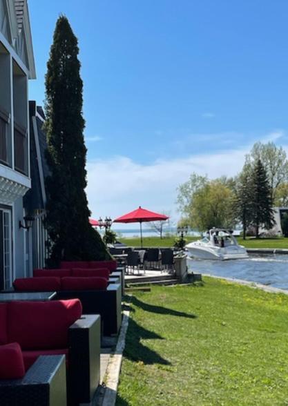 Lagoon City Pier One Resort Exterior photo